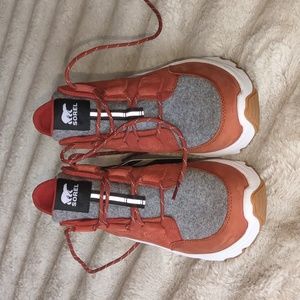 BNIB waterproof Sorel boots